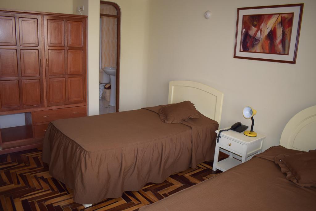 Hotel Astorga Янауара Экстерьер фото