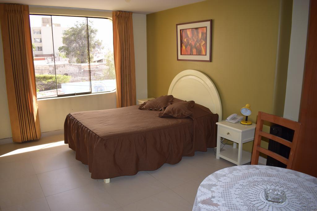 Hotel Astorga Янауара Экстерьер фото