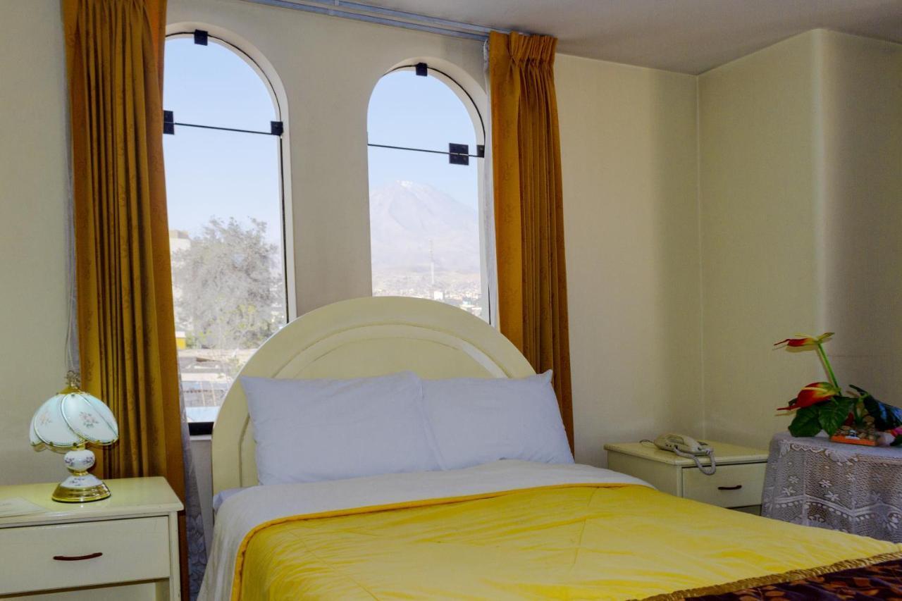 Hotel Astorga Янауара Экстерьер фото